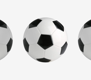 6 Soccer Balls + Pump