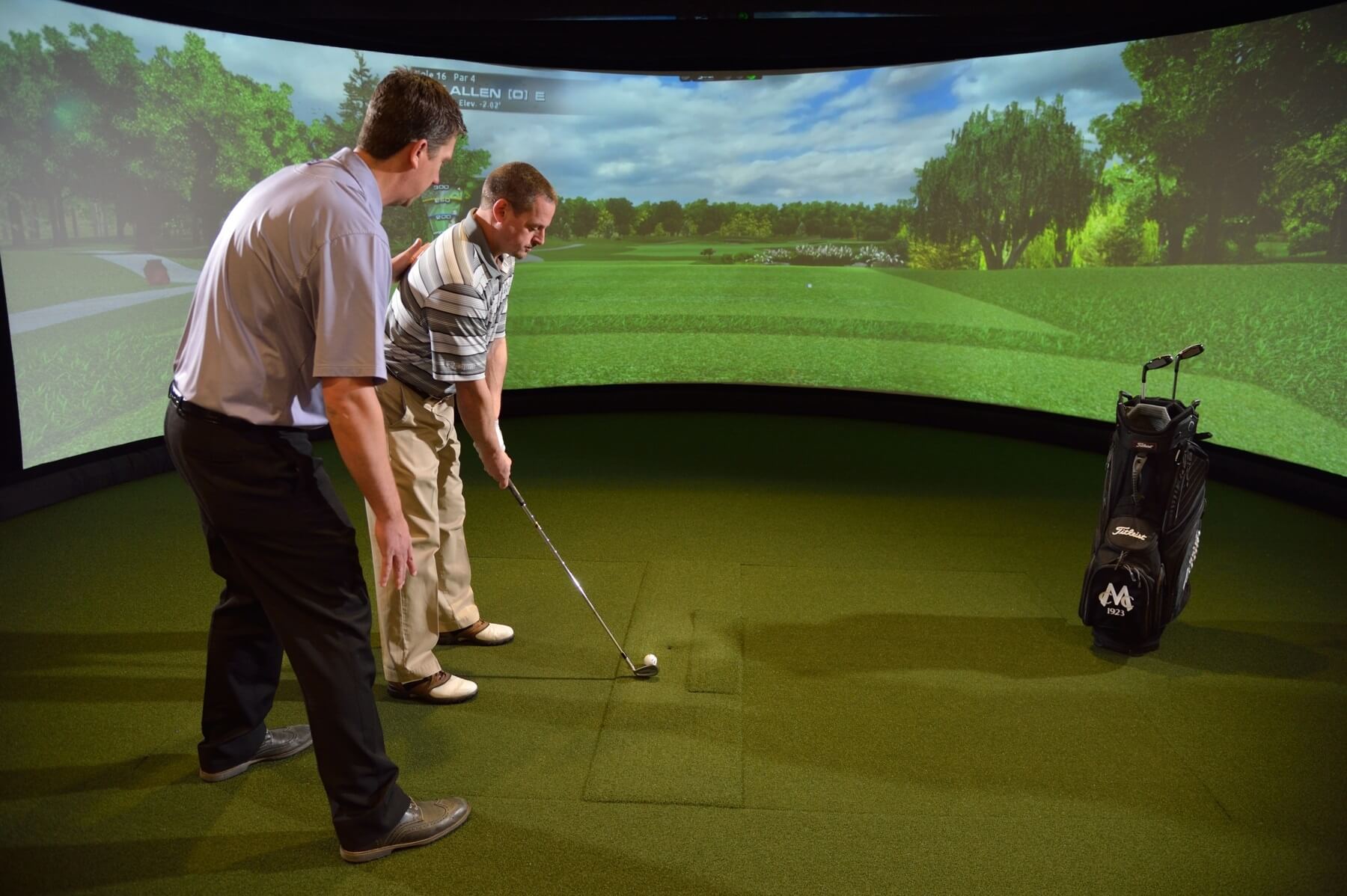 Can Golf Simulators Improve Your Game?